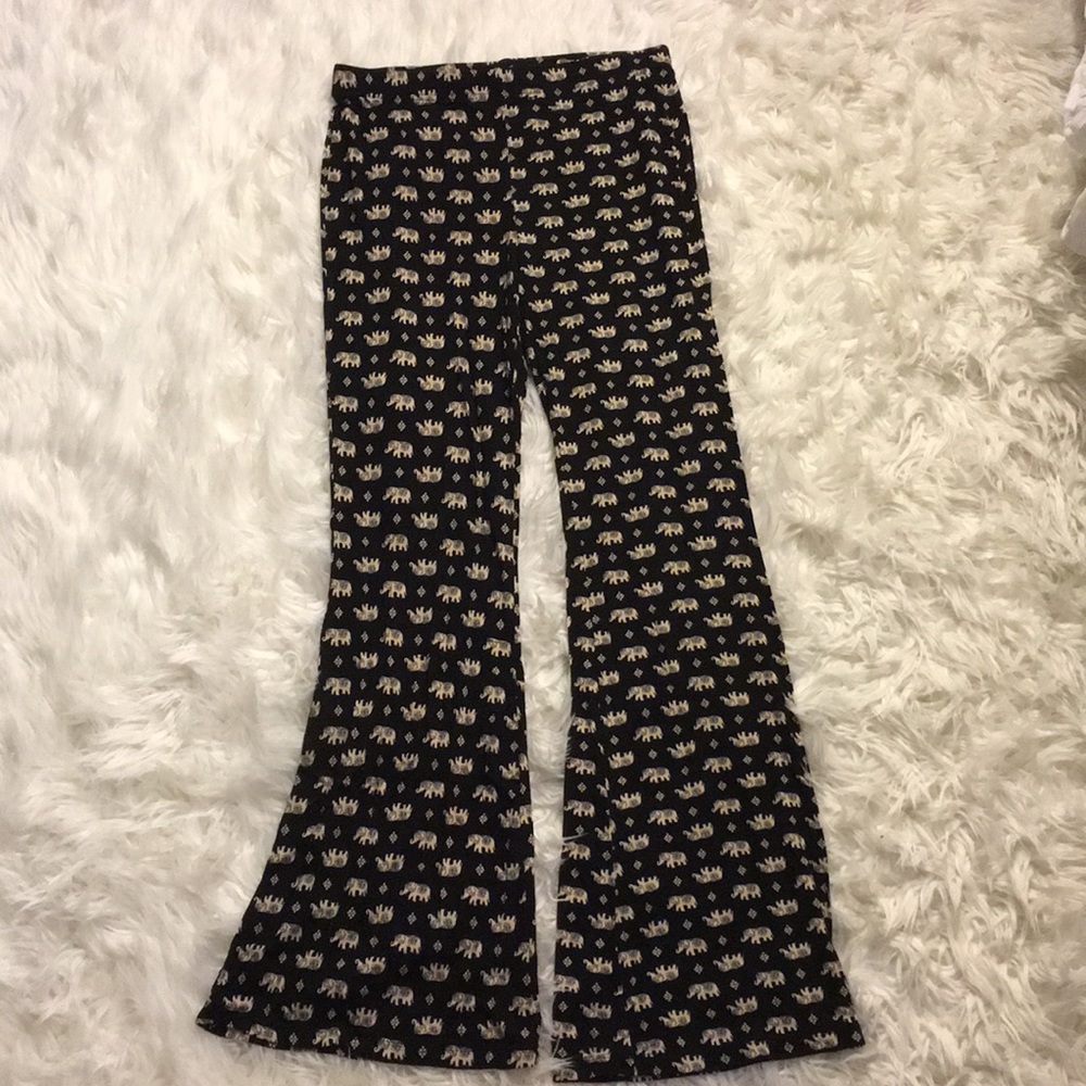 **NEVER WORN** BOHO FLARED PRINTED PANTS